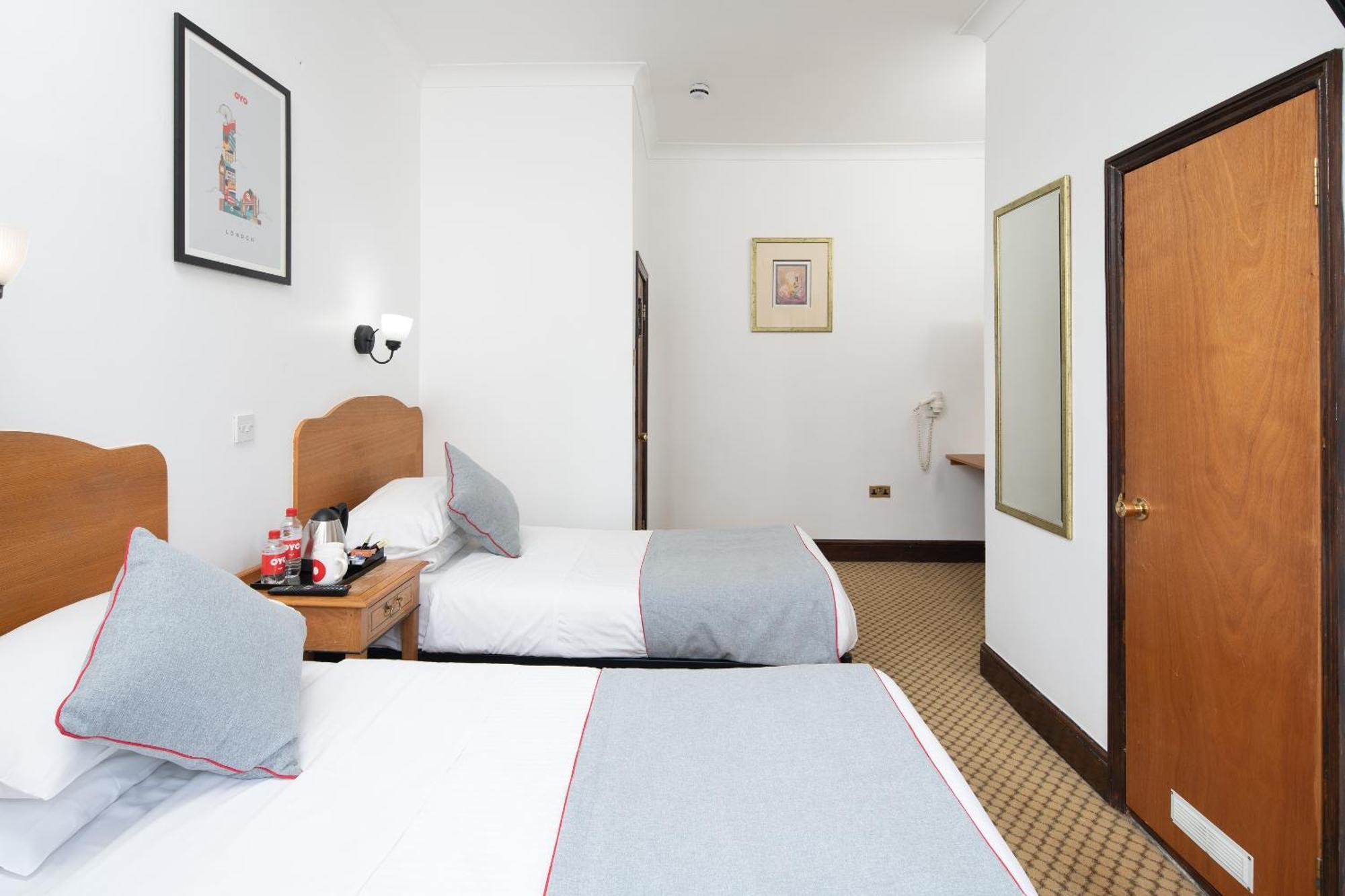 Oyo Abbey Hotel, London Shepherd'S Bush Market Extérieur photo